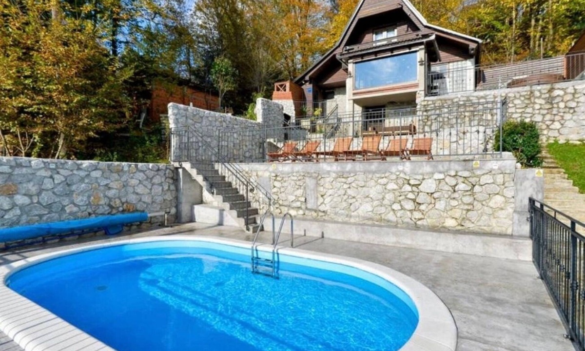 Karlovac House | Family friendly house with a swimming pool Karlovac (K-22089)