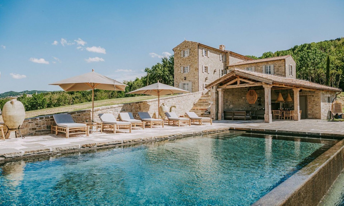 Motovun Villa | Farmhouse Istria - Five Bedroom Villa, Sleeps 10