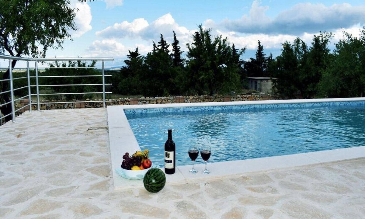 Benkovac Villa | Ferienhaus Villa Stella - Three Bedroom with Pool