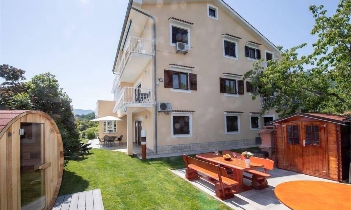 Bregi Apartment | Ferienwohnung/app. für 4 Gäste mit 70m² in Bregi