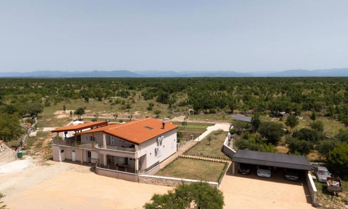 Bogatic Villa | Five Bedroom Villa With Pool