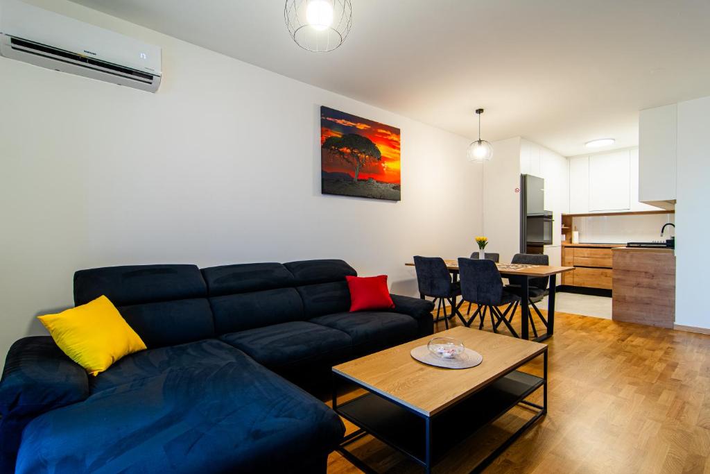 Zagreb Apartment | Flexible SelfCheckIns 105 - Zagreb - Parking - Loggia