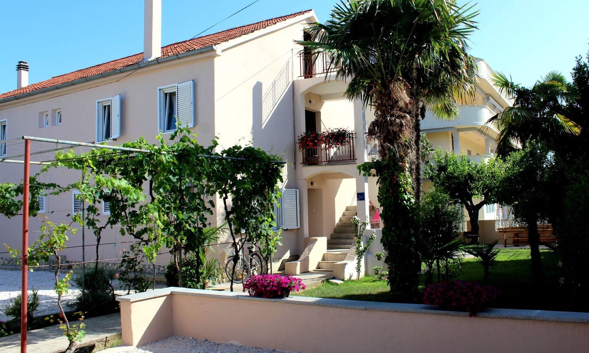 Sukosan Apartment | Four-bedroom apartment with terrace Sukošan, Zadar (A-6402-a)