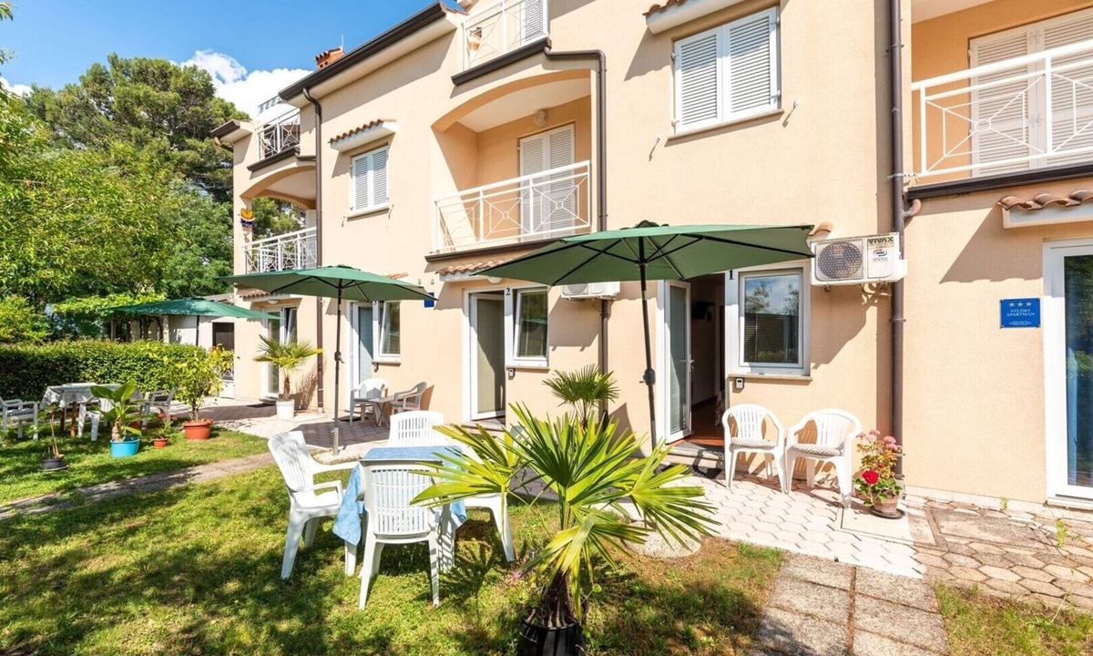 Porec Apartment | Garden Rooms Chiara/Double Room - Terrace N1
