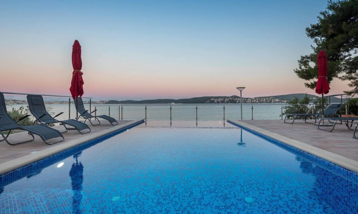 Seget Donji Apartment | GEM OF THE SEA WITH BRAND NEW INFINITY HEATED POOL SPECTACULAR BEACH APT. ANYA