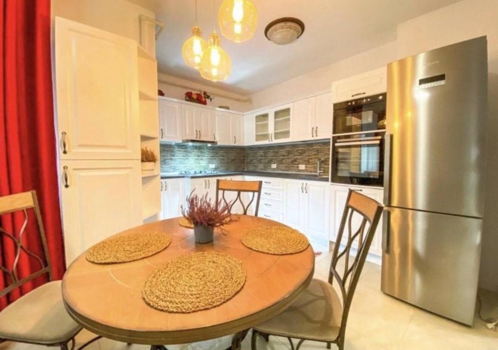 Buzau Apartment | GEORGIANA