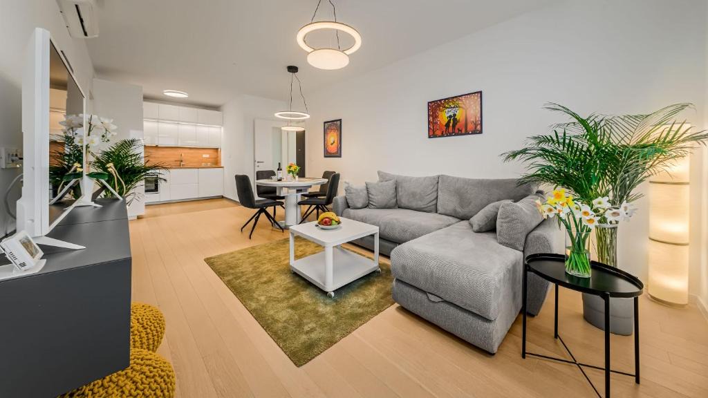 Novi Zagreb Apartment | Good Vibes Lux, 2BDR, Parking, 2BATH