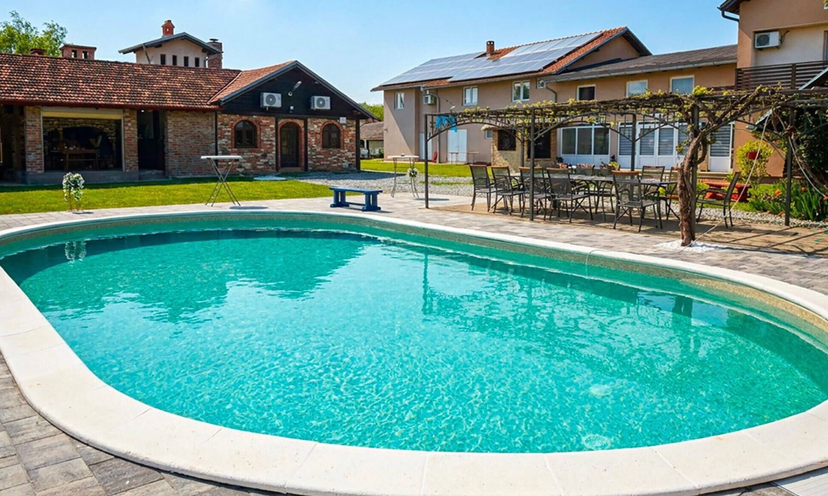 Gornji Bogicevci House | Gorgeous home in Gornji Bogicevci with sauna