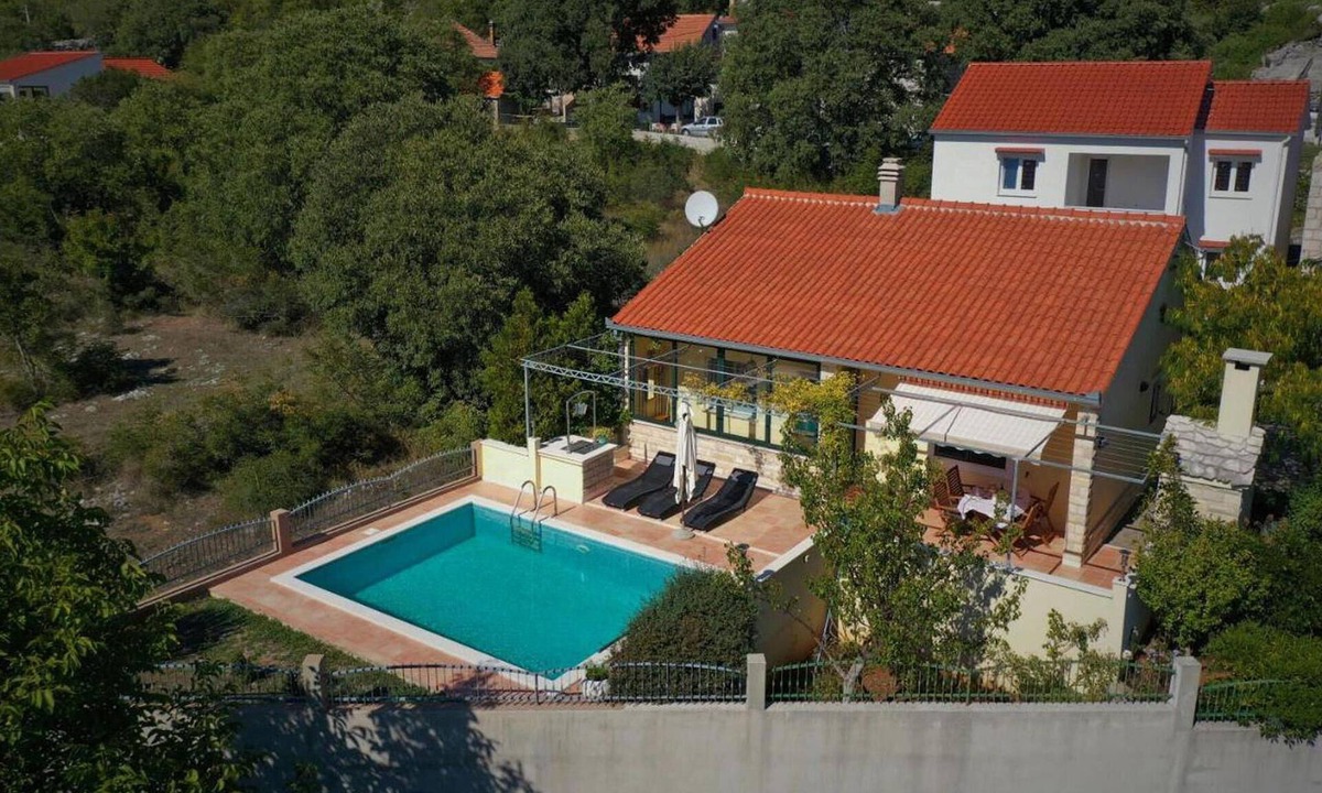 Prapatnica House | Gorgeous home in Prapatnica