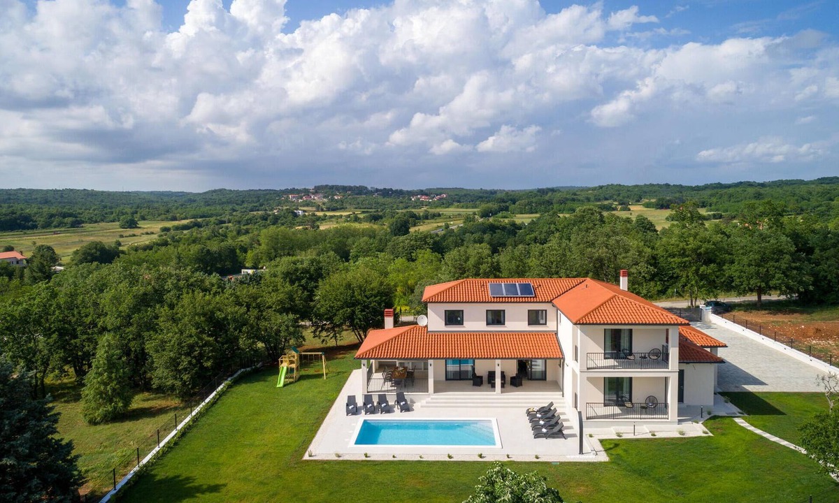 Prodol House | Gorgeous home in Prodol