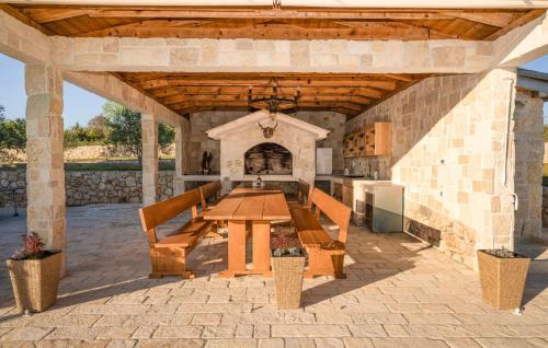Slivnica House | Gorgeous Home In Slivnica