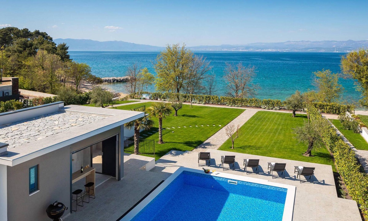Zidarici House | Gorgeous home in Zidarici