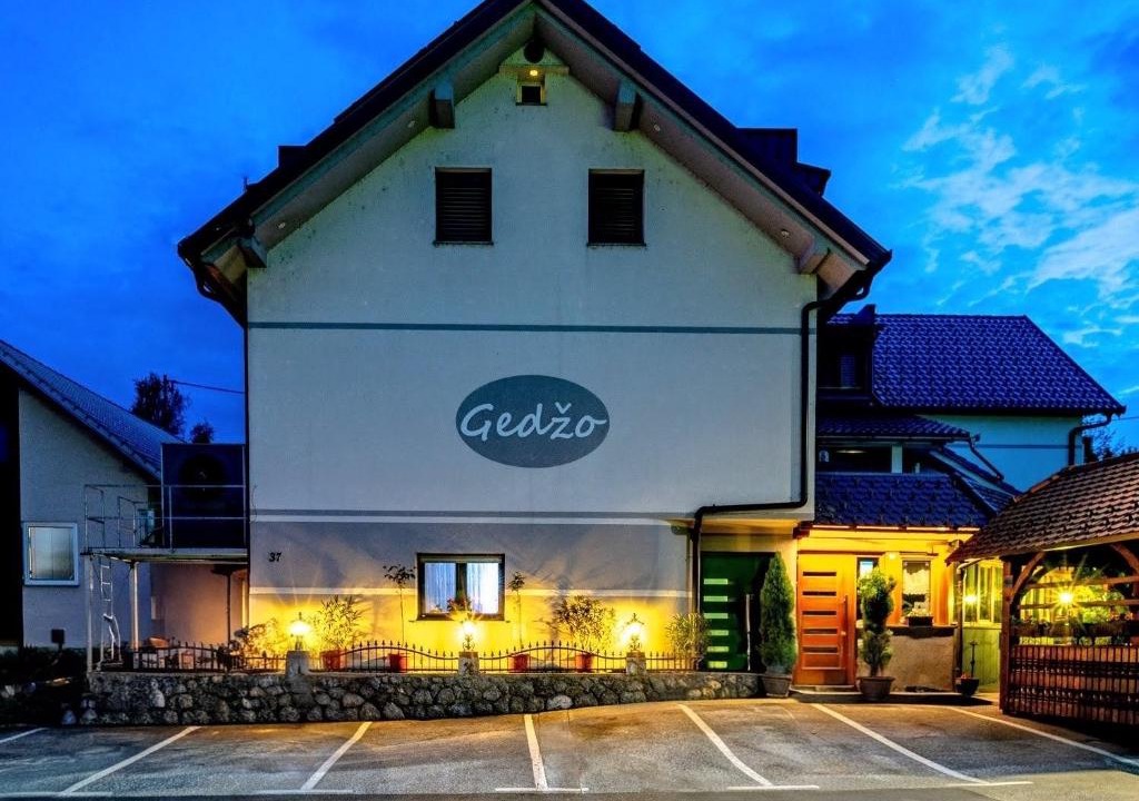 Novo Mesto House | Gostilna in prenočišča Gedžo