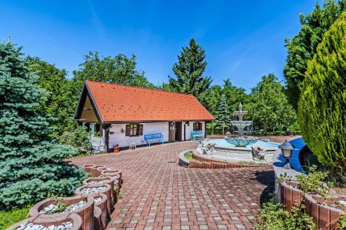 Gornja Stubica House | Grandpa's House With Pool - Happy Rentals