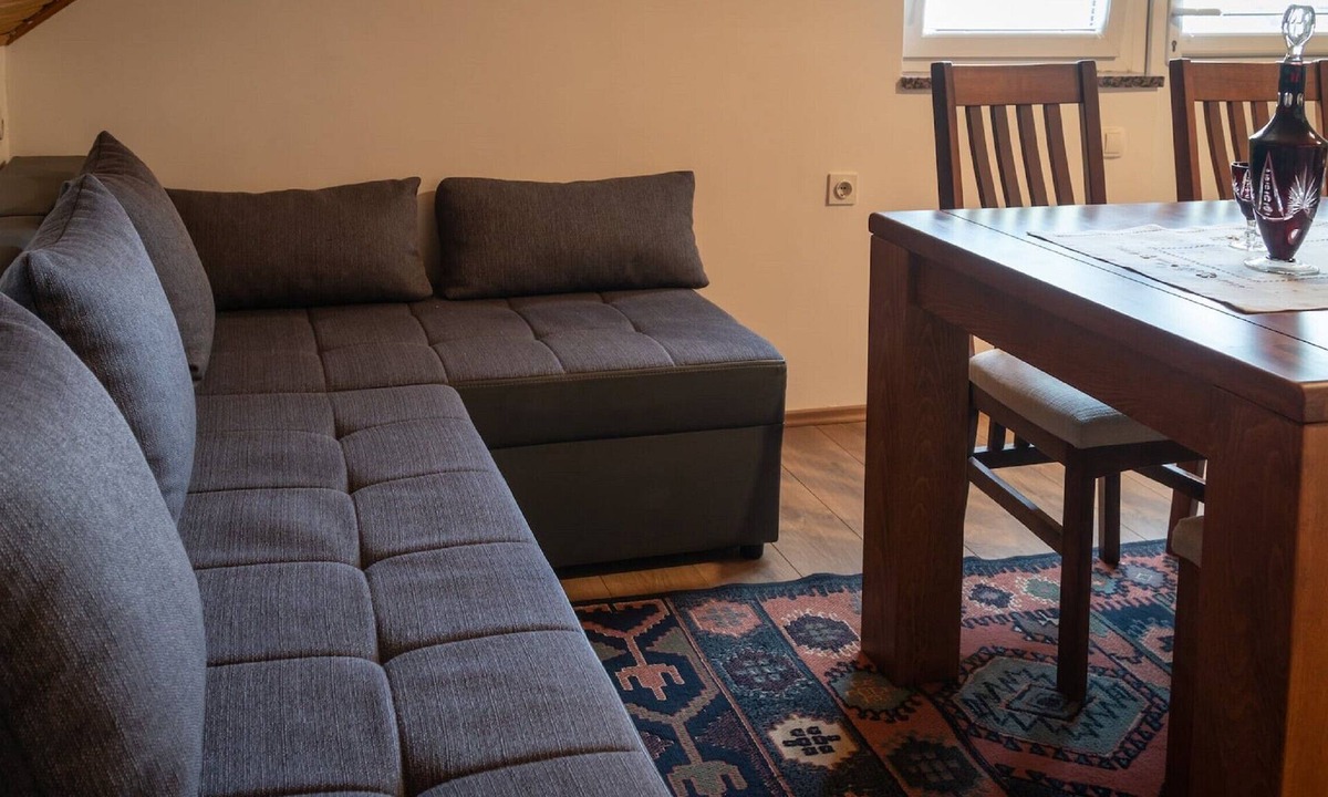 Lokve Apartment | Green Area Apartments Kremžar - Attic Apartment With Balcony