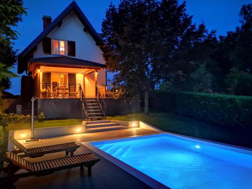 Samobor House | GreenHouse pool & spa