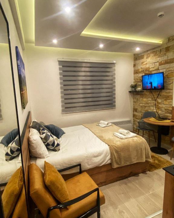 Lisina Apartment | Grizzly Milmari