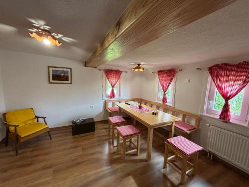 Pohorje Apartment | Grunt Sonek