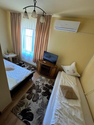 Zalau House | Hanul Ancutei 1