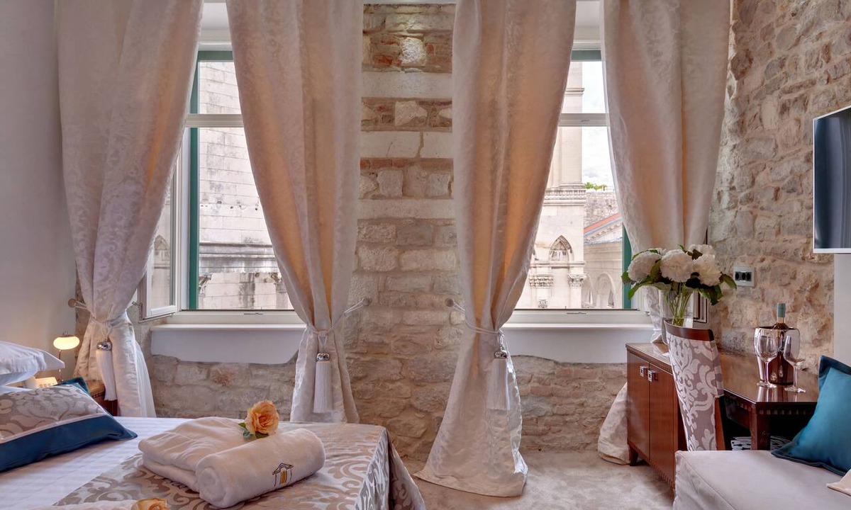 Old Town Hotel | Heritage Hotel Antique Split