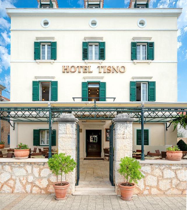 Tijesno Hotel | Heritage Hotel Tisno