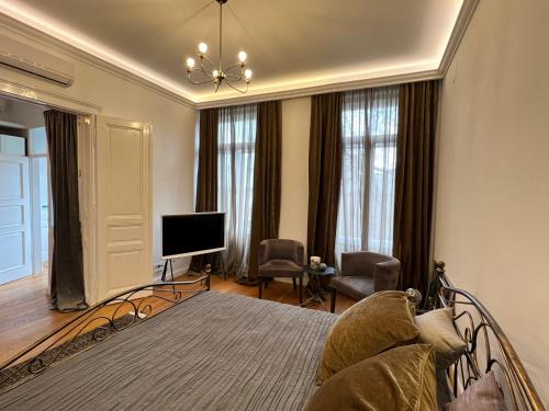 Zagreb Apartment | Hidden Garden 2