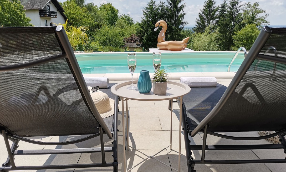 Popovaca House | Hilltop house with jacuzzi, sauna, pool, barbecue, and orchard