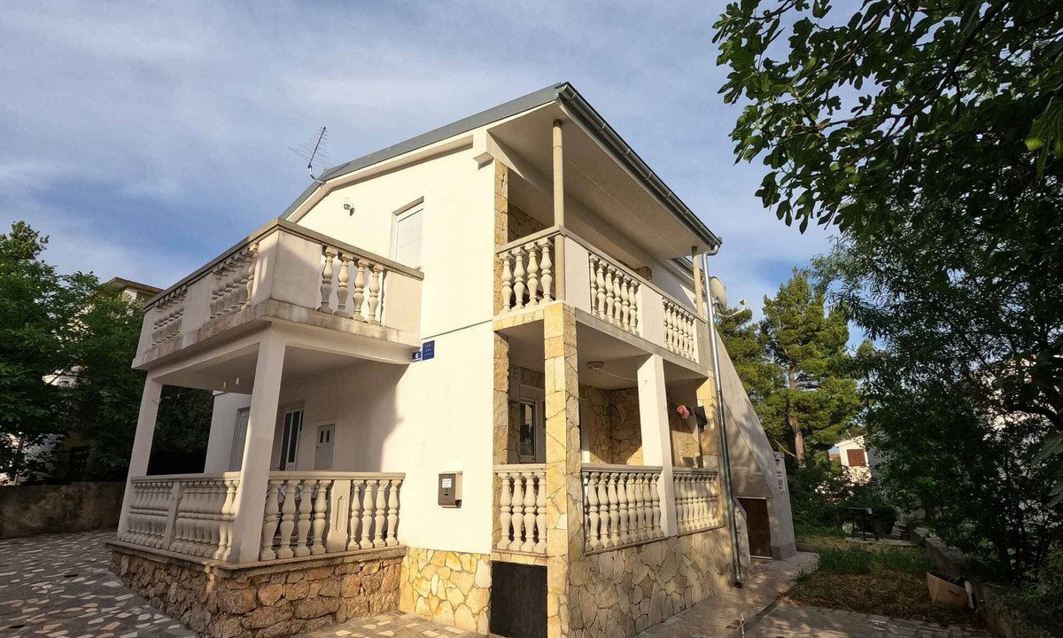 Seline Apartment | Holiday apartment for three people near the beach