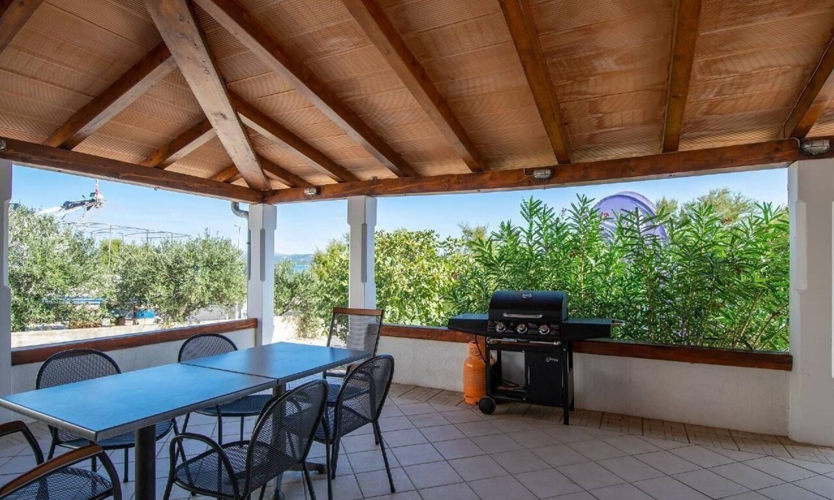 Susica Apartment | Holiday apartment Betina for 1 - 2 persons - Holiday apartment
