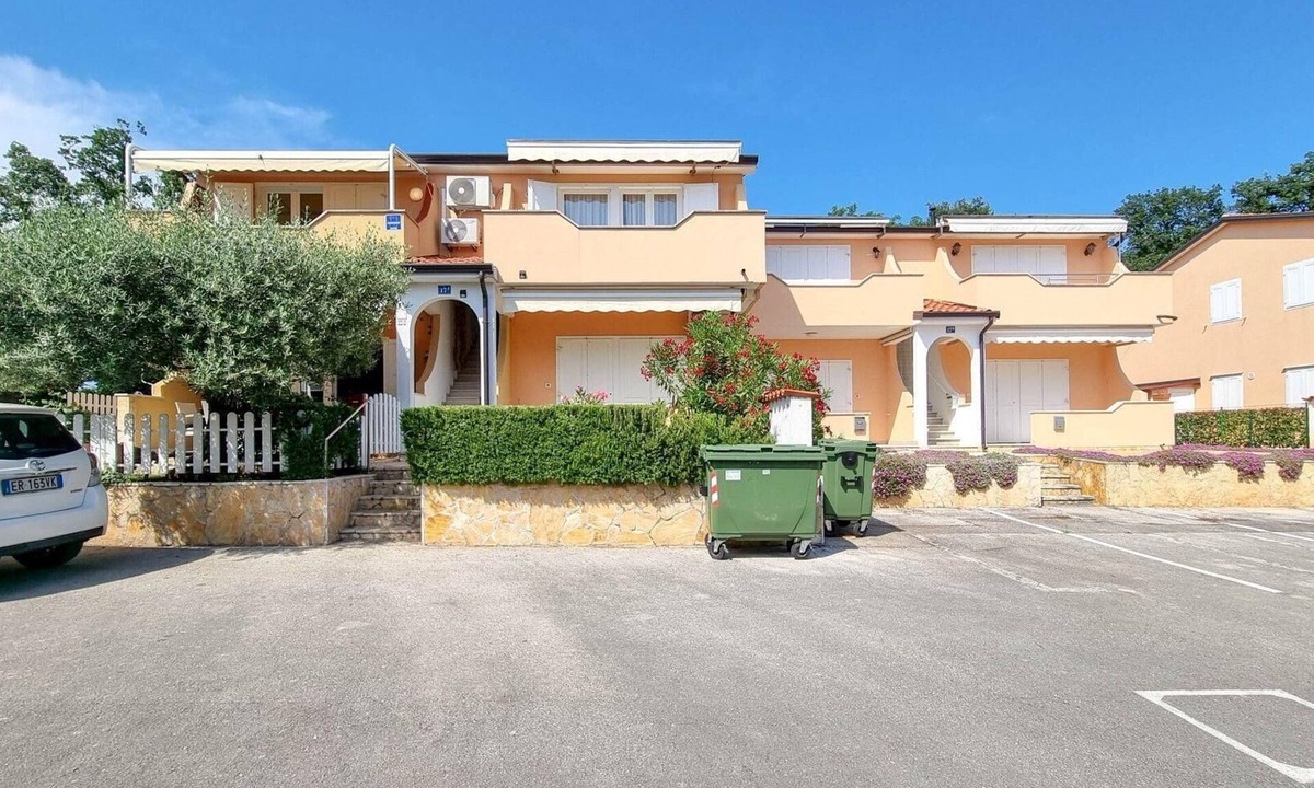 Lovrecica Apartment | Holiday apartment Lovrecica for 1 - 5 persons with 2 bedrooms - Holiday apartment