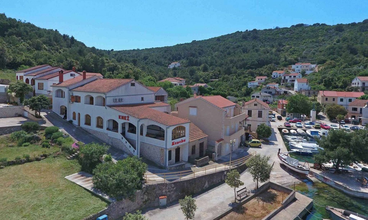 Knez Apartment | Holiday apartment near the coast