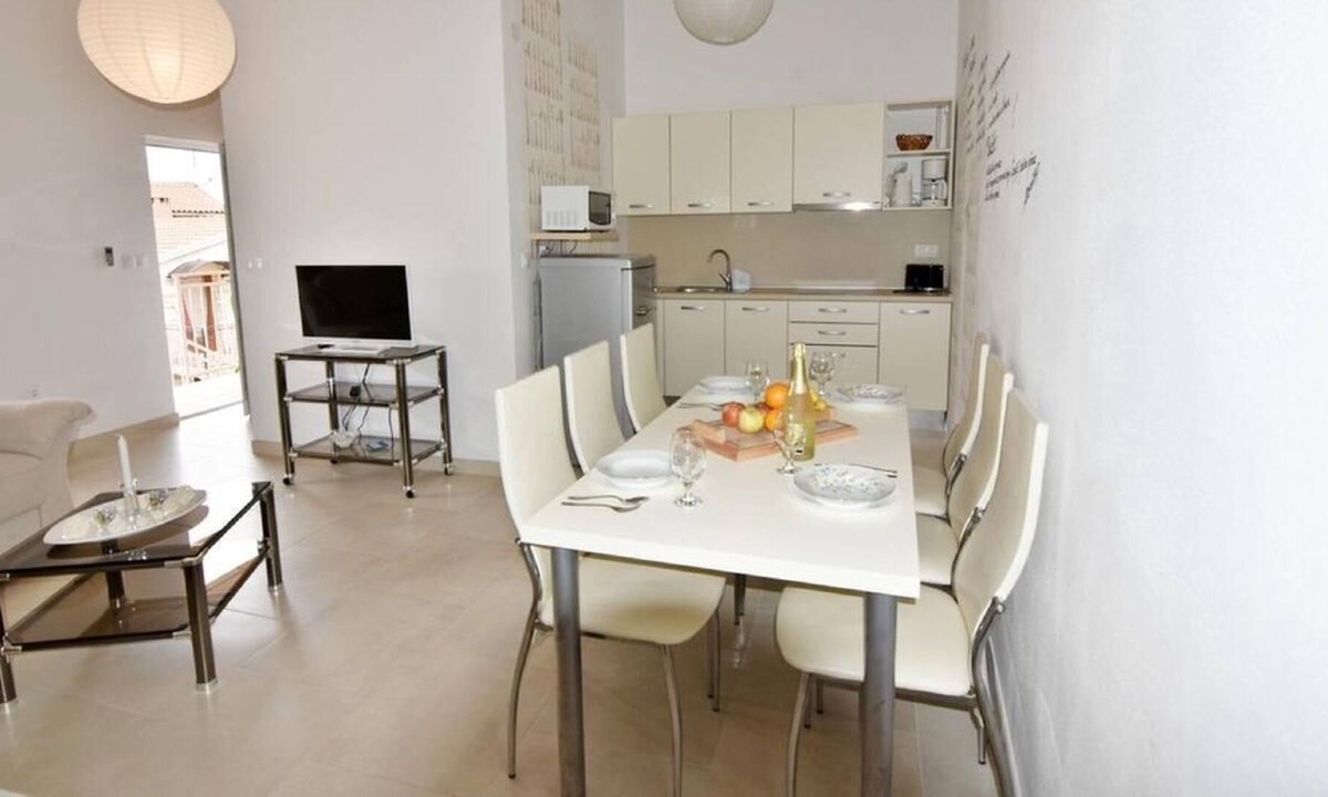 Tar Apartment | Holiday apartment Tar for 1 - 6 persons with 2 bedrooms - Holiday apartment