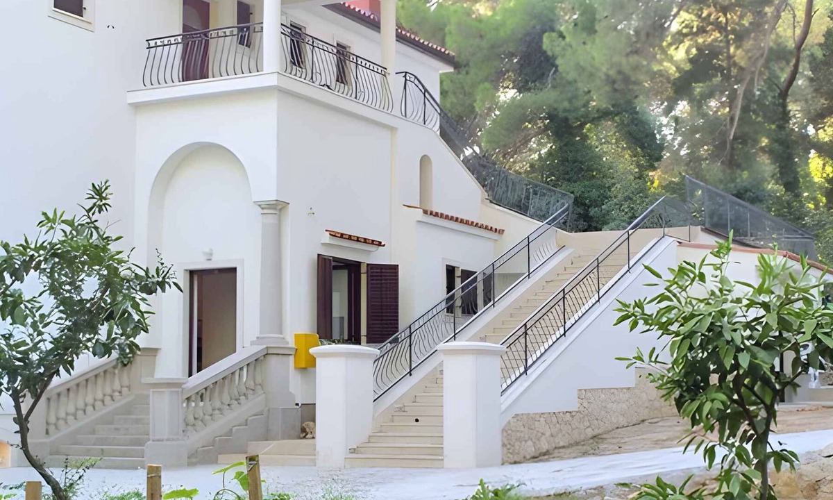 Cove Murtar Apartment | Holiday apartment with terrace