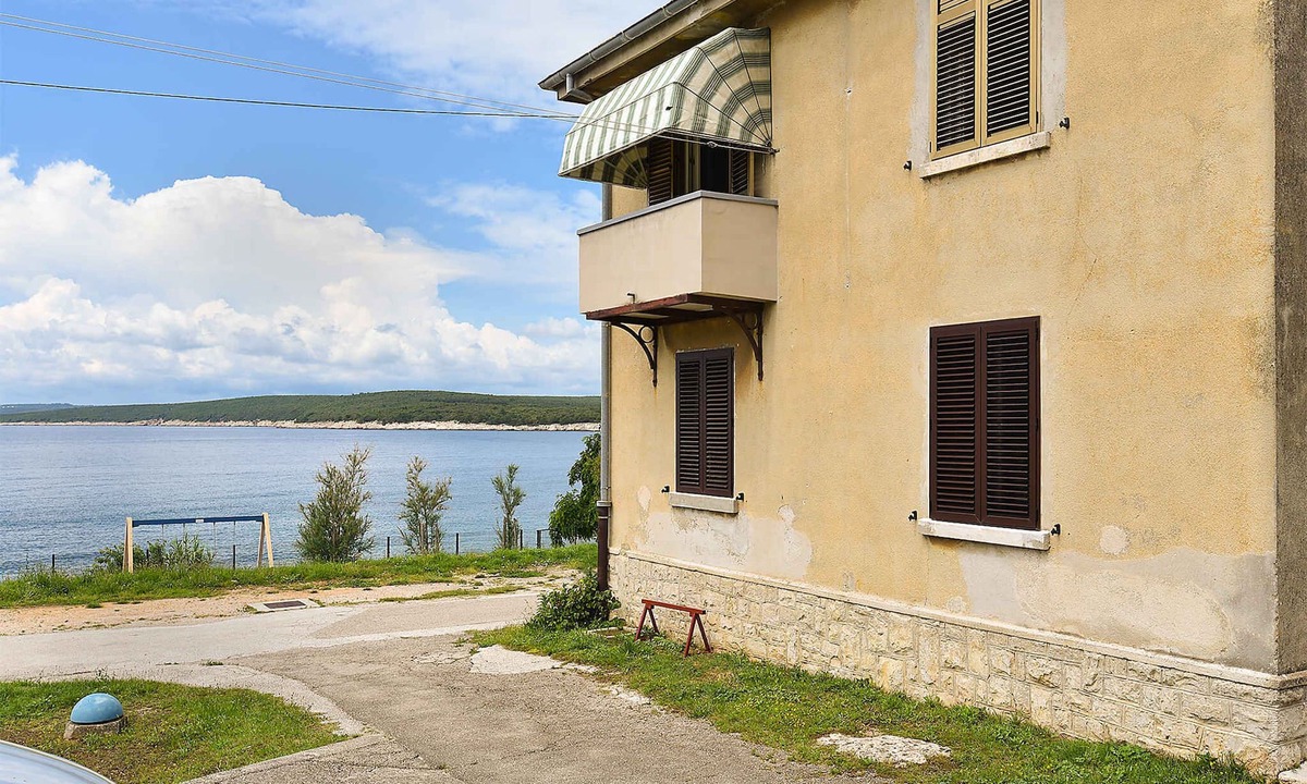Koromacno Apartment | Holiday apartment with sea view and air conditioning