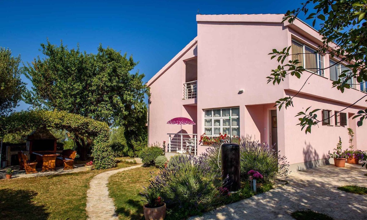 Kozino Apartment | Holiday apartment with air conditioning and terrace