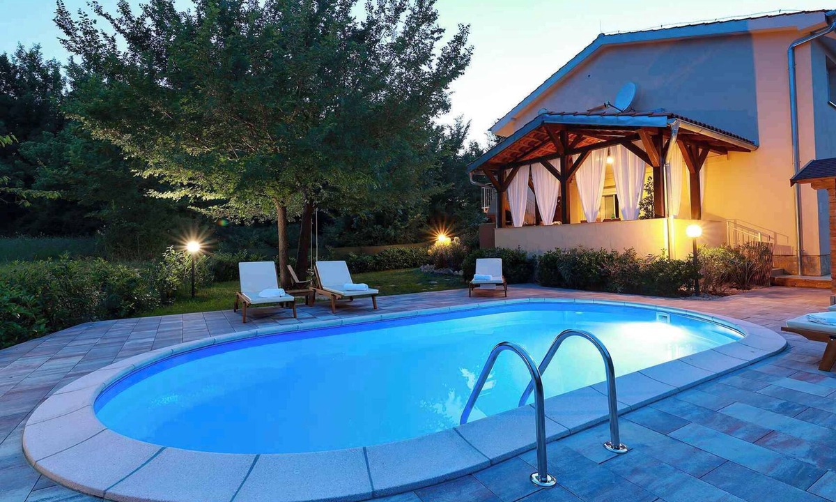 Silo Apartment | Holiday apartment with air conditioning, Internet and Grill