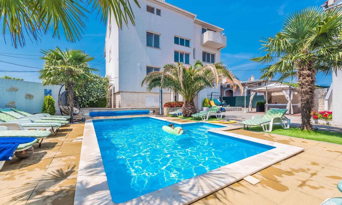 Sukosan Apartment | Holiday apartment with air conditioning