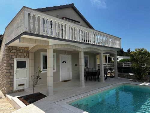 Bilice House | Holiday Home by Interhome