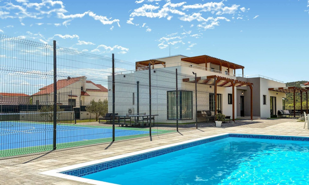 Benkovac House | Holiday home Green Paradise