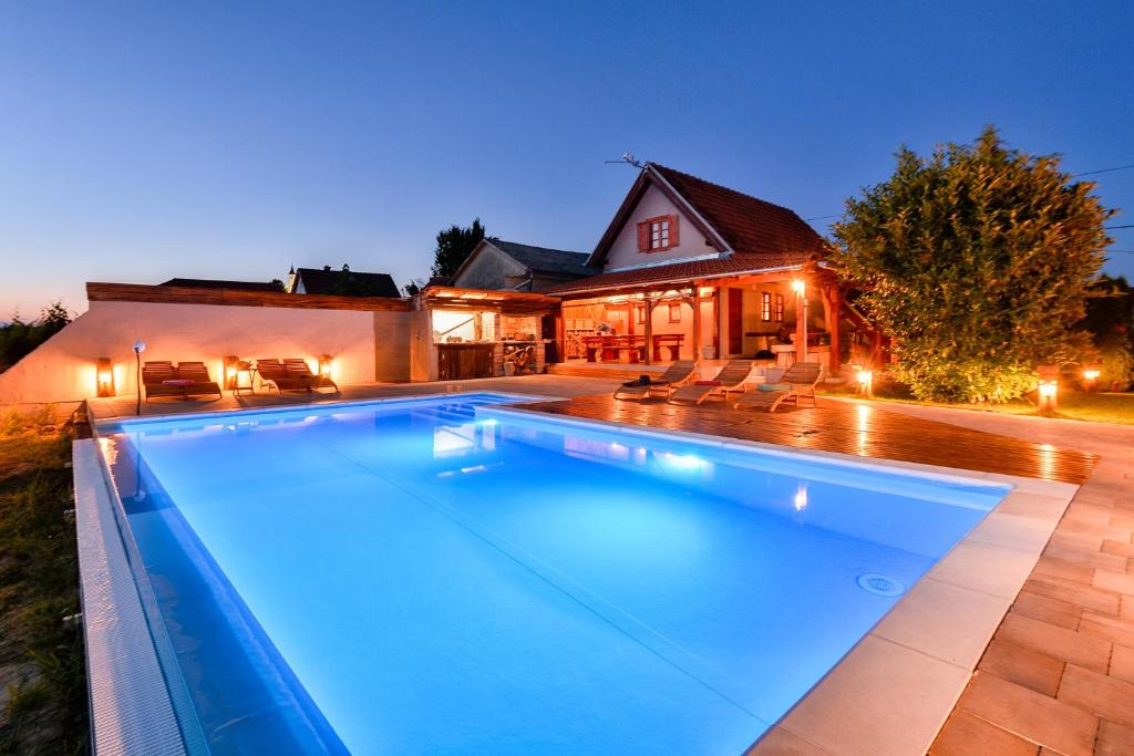 Selnica Villa | Holiday Home Dika