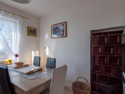 Breznik Plesivicki House | Holiday Home in Prilipje with Terrace