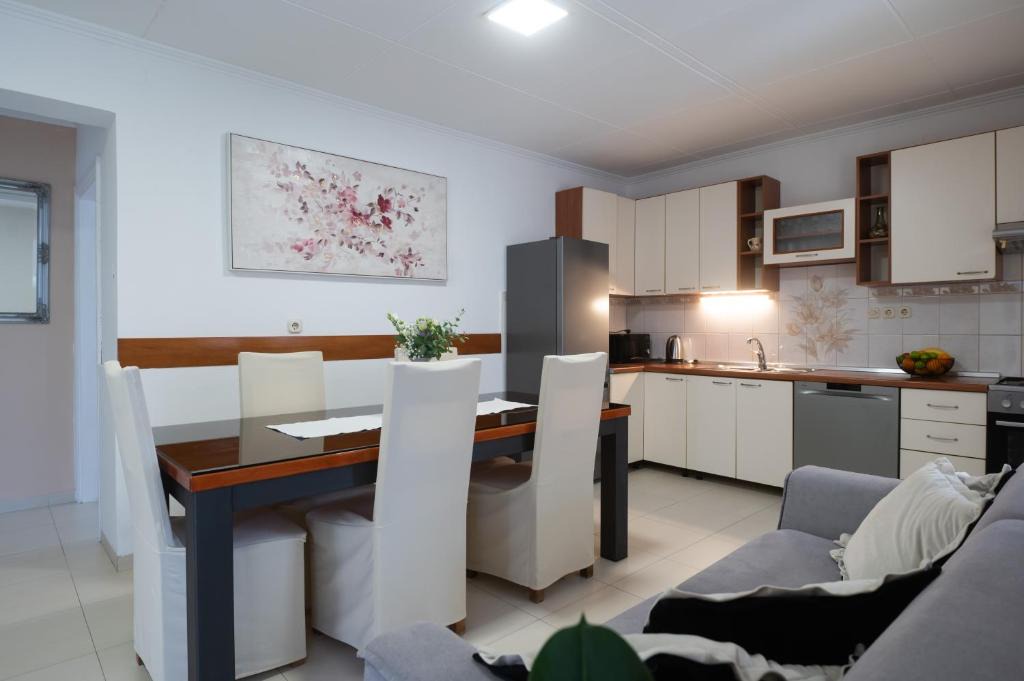Poljica Apartment | Holiday Home Ines