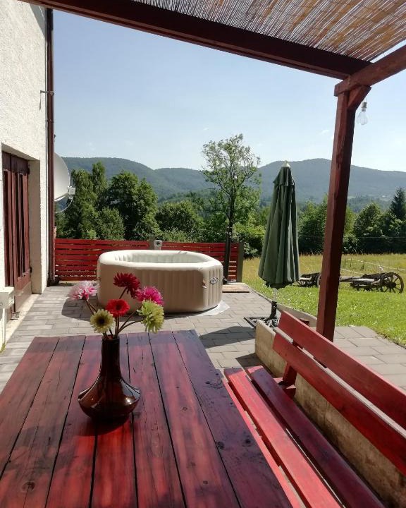 Presika House | Holiday Home Lipa