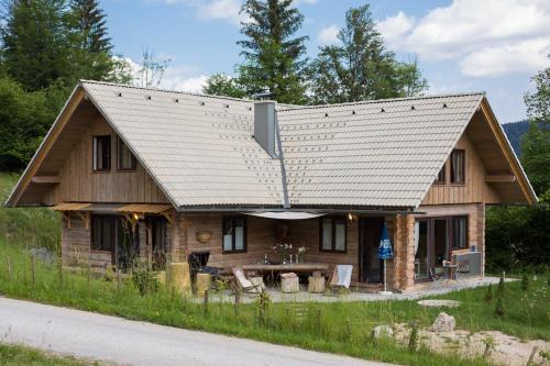 Gorjuse House | Holiday Home- Mountain Lodge Gorjuše Pokljuka Bohinj