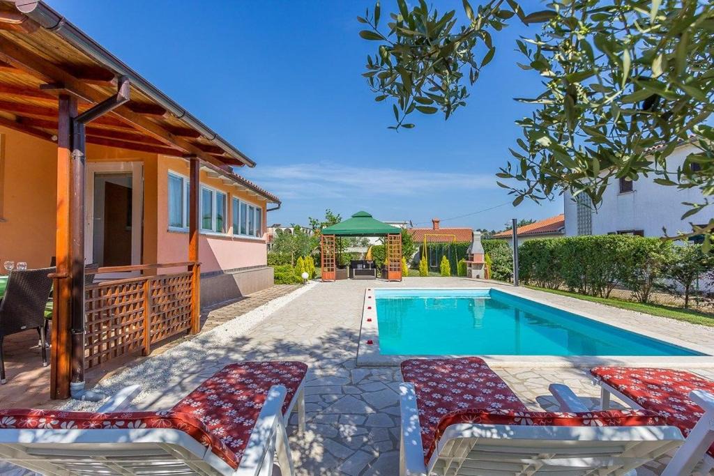 Sikici House | Holiday Home Majoli