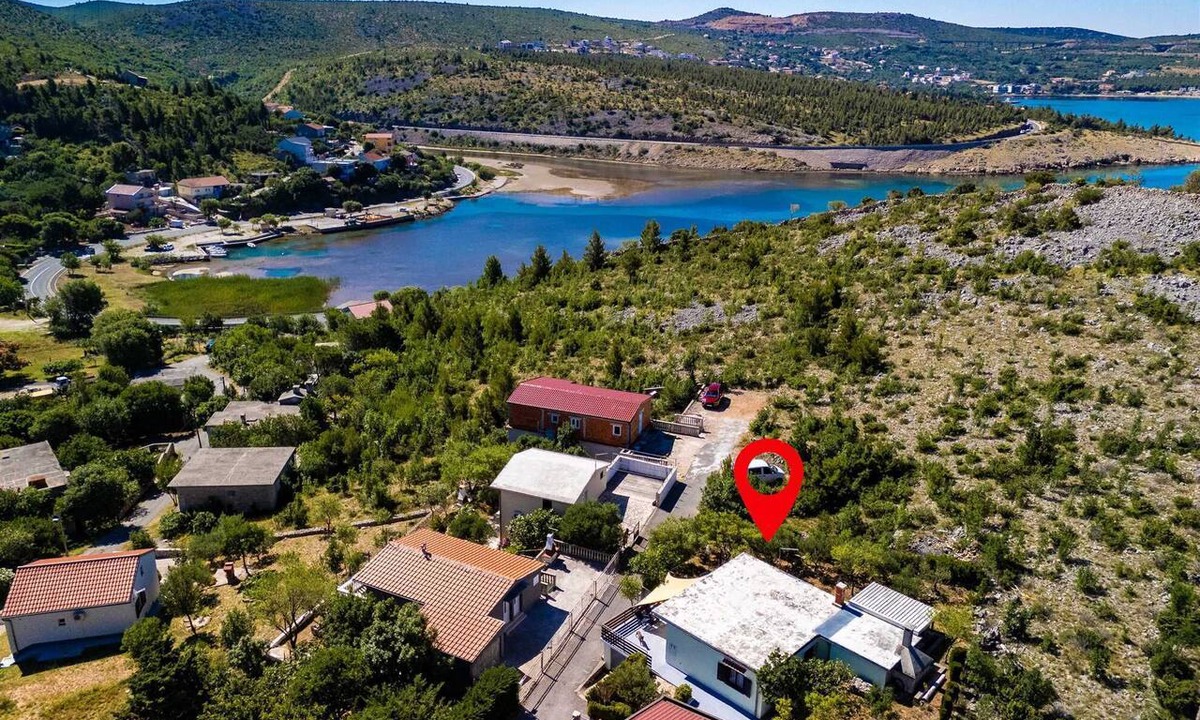 Seline Villa | Holiday Home Mara, pet friendly-Jacuzzi