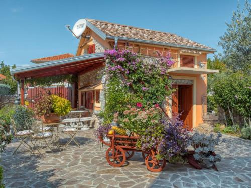 Polje House | Holiday Home Maria by Interhome