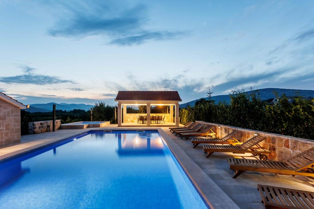 Krusvar House | Holiday home Maria