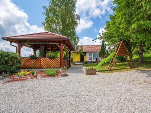 Tounj House | Holiday Home Tina by Interhome