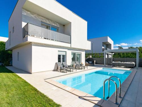 Karigador House | Holiday Home Villa Virtus by Interhome